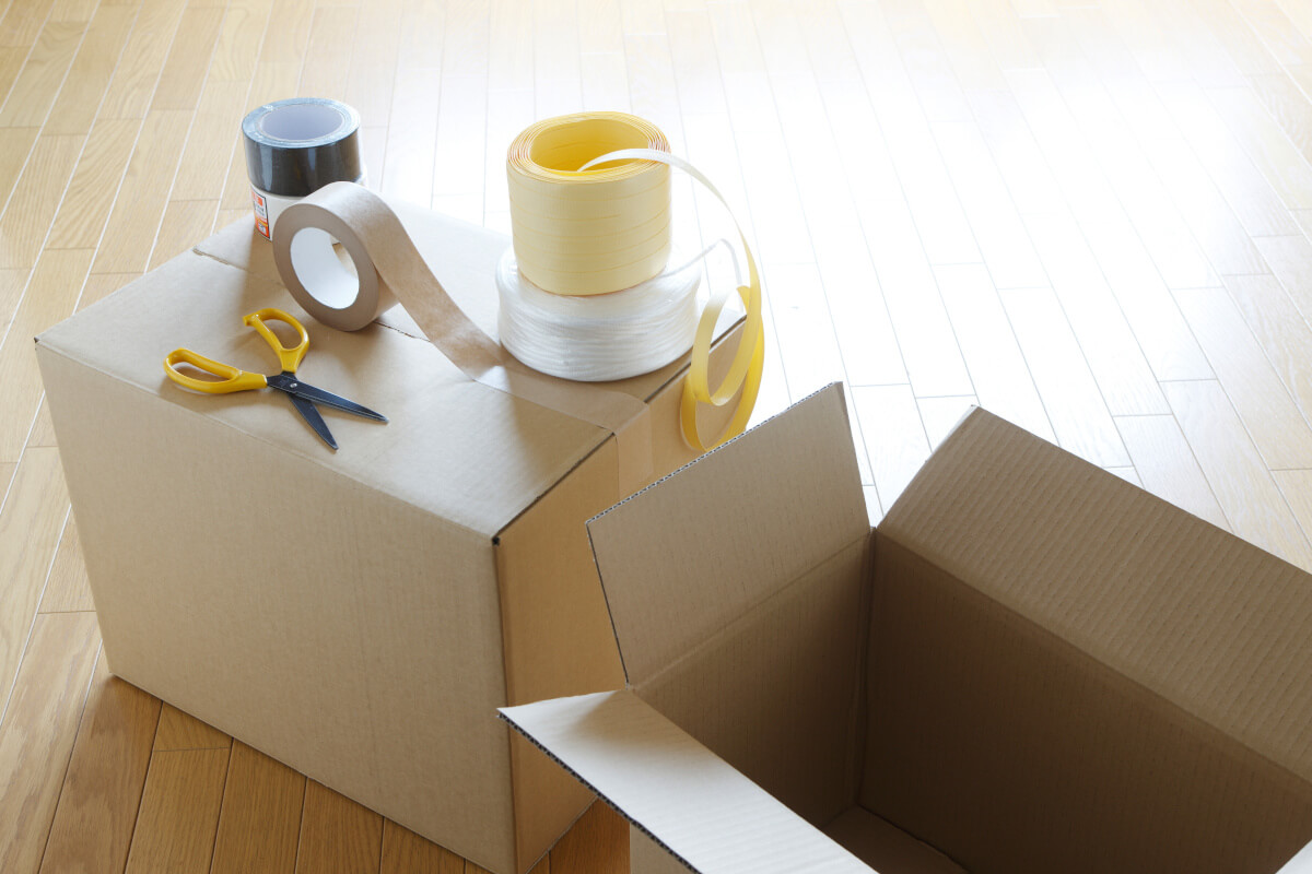 引っ越し作業に必要な段ボール箱や備品